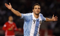 开云体育下载-江苏队横扫热火，麦科勒姆惊艳四座，中国篮球新纪元？