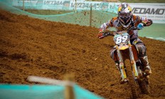 开云体育登录-阿尔卡拉斯年终总决赛横扫联合杯，新生代王者的高光时刻