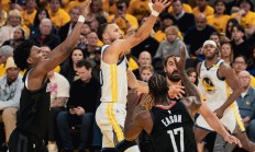 开云体育中国-勇士翻盘美国男篮，浓眉关键制胜的简单介绍