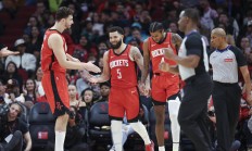 开云体育中国官网-包含火箭新援表现亮眼，助队逆转获胜的词条