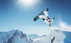 开云体育在线-从红土到草地，阿尔卡拉斯温网绝杀背后的蒙特卡洛大师赛启示