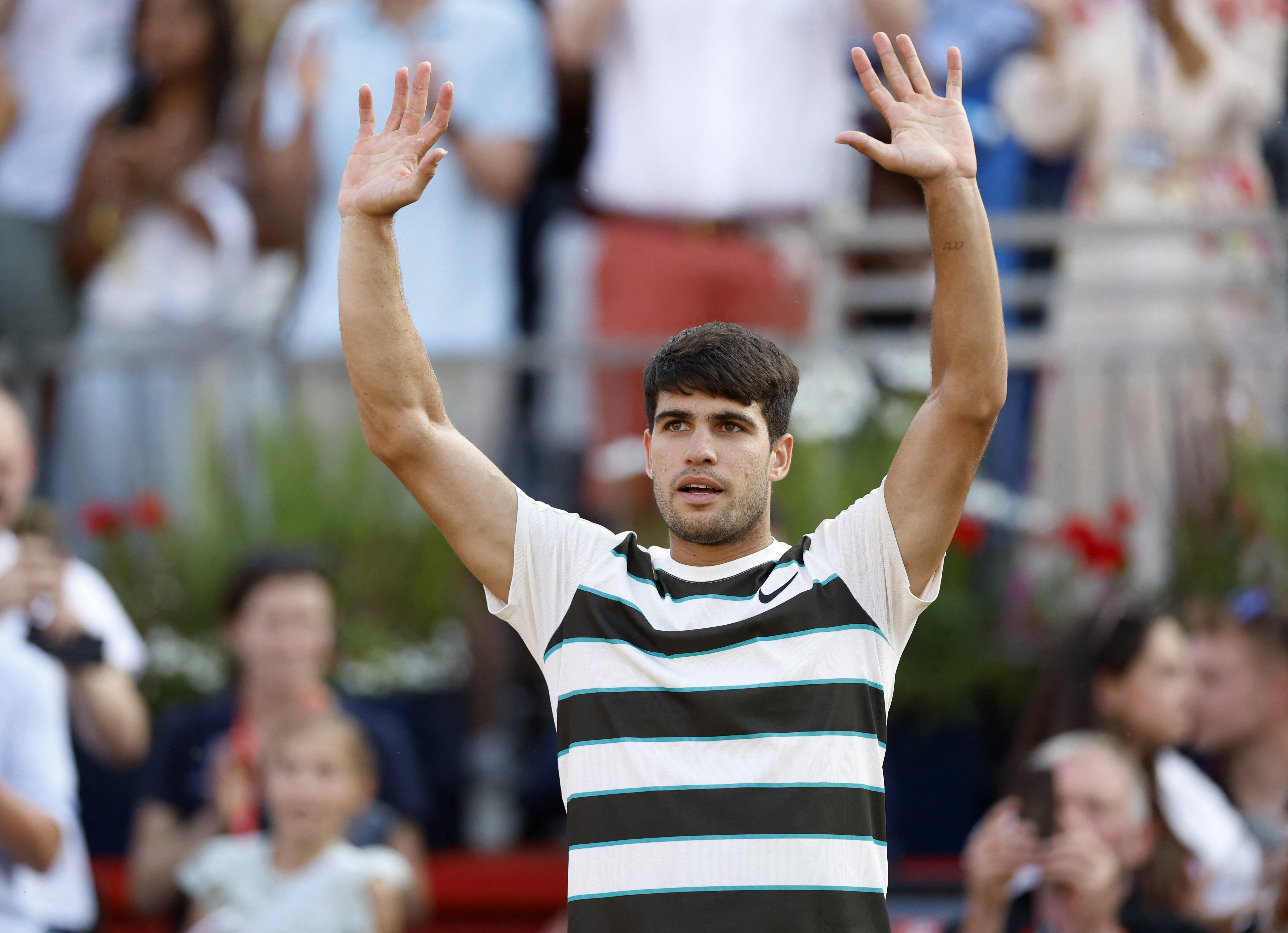 世界网球队完胜欧洲网球队,阿尔卡拉斯制霸全场的简单介绍 世界网球队完胜欧洲网球队,阿尔卡拉斯制霸全场的简单介绍