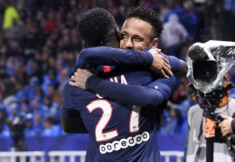 关于亚眠1-1战平波尔多，难分胜负的信息