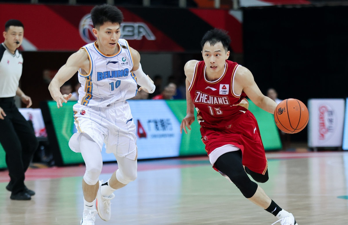 浙江男篮力挫对手，全面升级