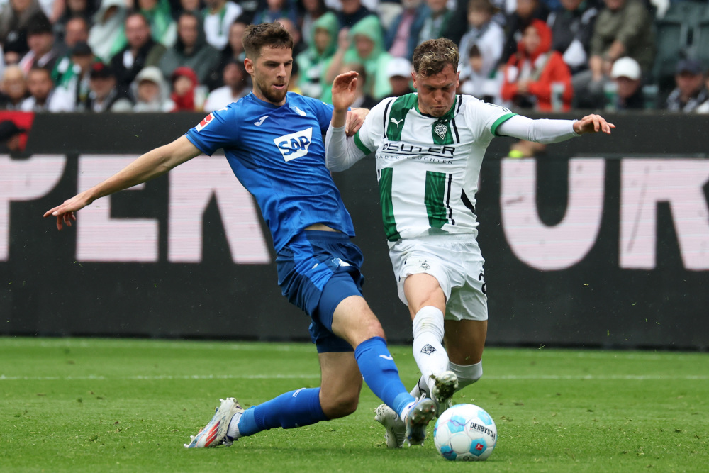 巴黎圣日尔曼足球俱乐部主场迎战门兴格拉德巴赫的简单介绍