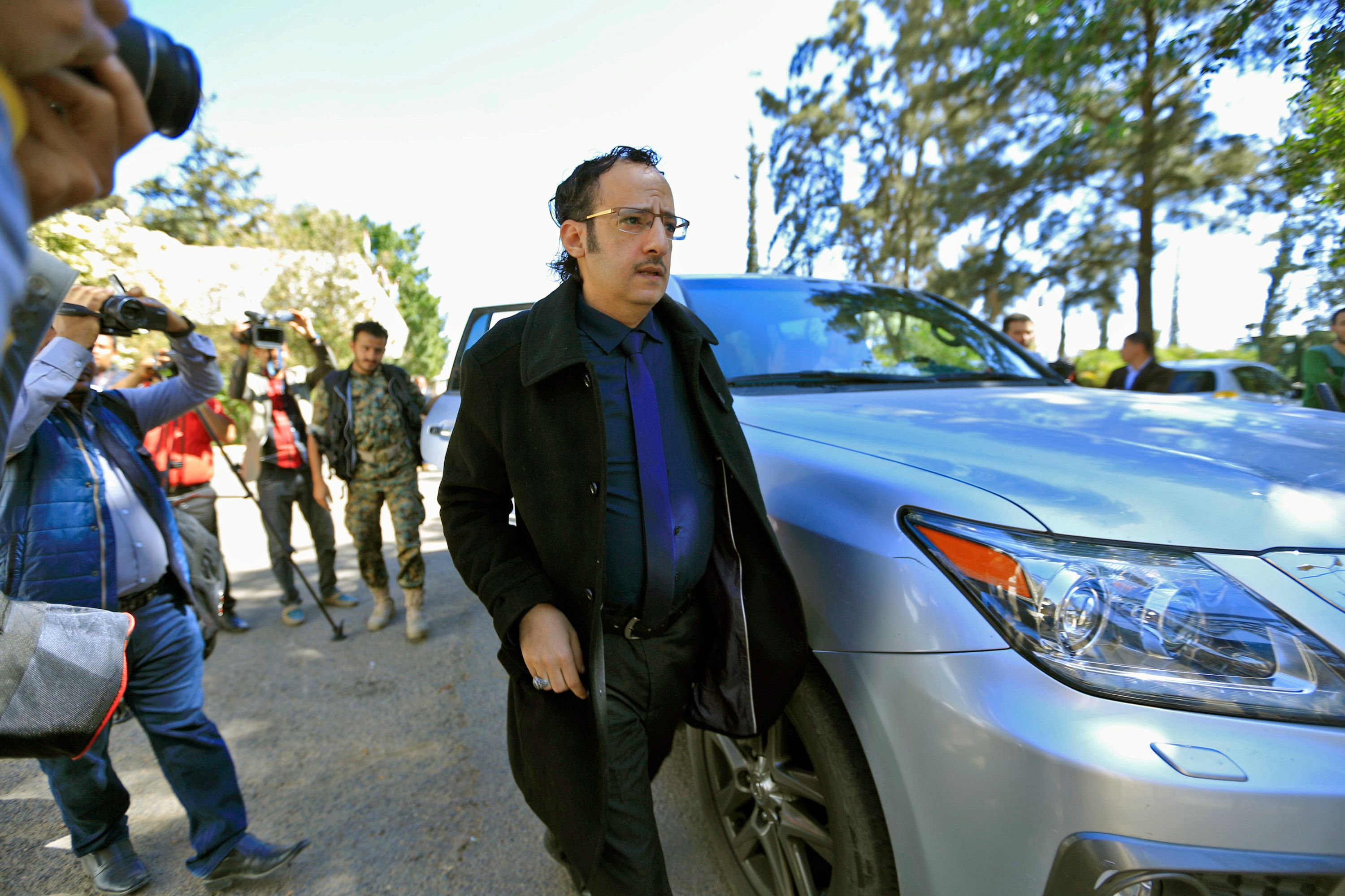 关于瑞典代表团反击团结，终获头彩的信息