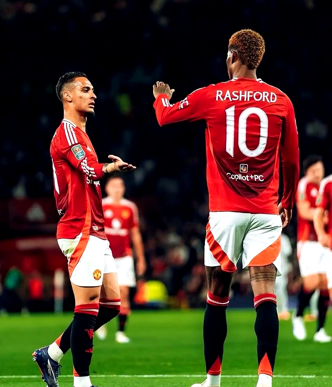 关于曼联备战阿斯顿维拉的关键一战的信息 关于曼联备战阿斯顿维拉的关键一战的信息