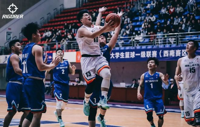 包含西藏队主场战胜新疆,迎来三连胜的词条 包含西藏队主场战胜新疆,迎来三连胜的词条