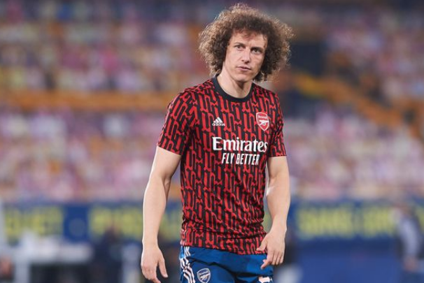 包含阿森纳紧随其后，枪手全力保持前列的词条