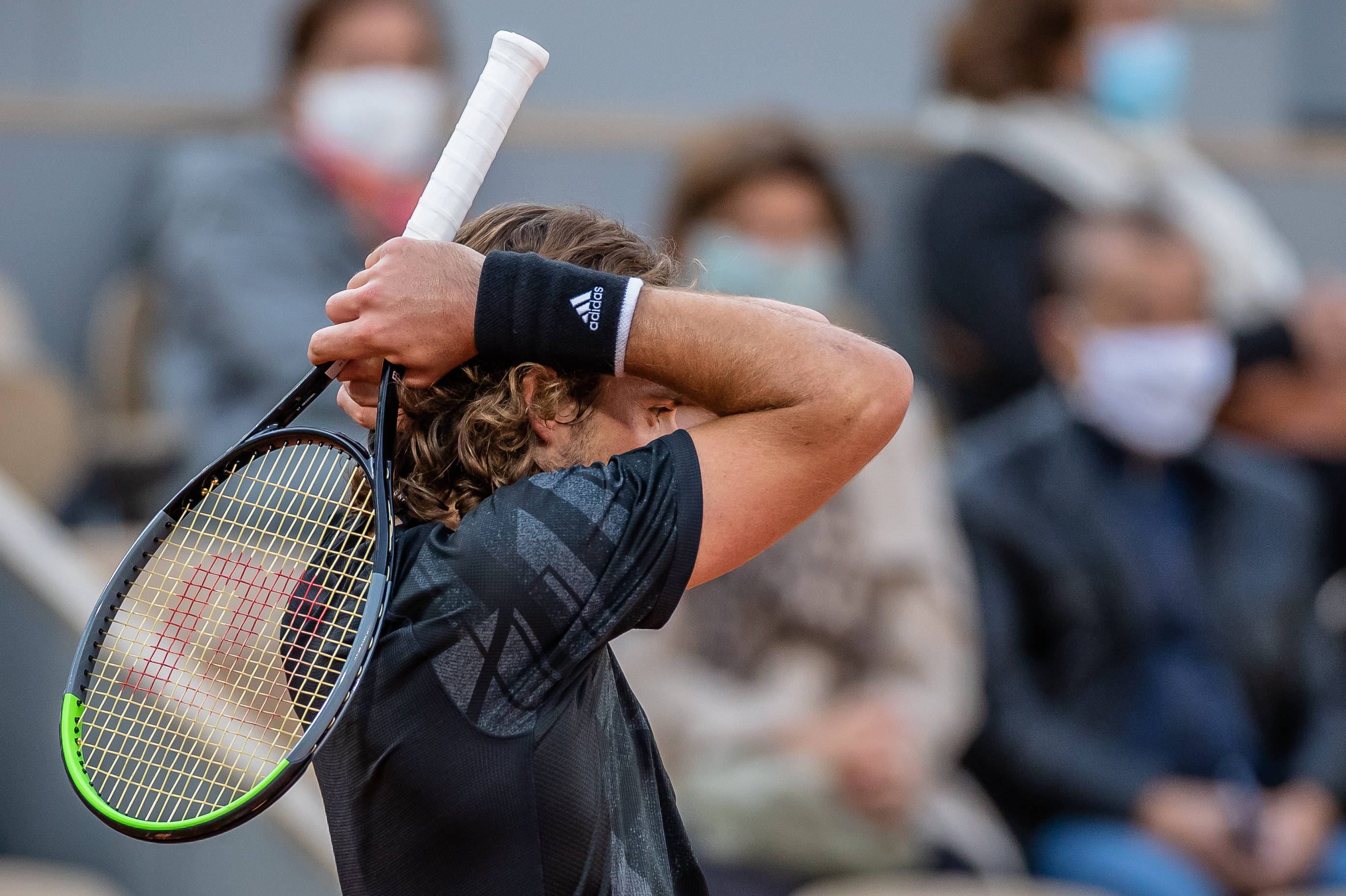 世界网球队逆转欧洲网球队,西西帕斯绝境逆转的简单介绍 世界网球队逆转欧洲网球队,西西帕斯绝境逆转的简单介绍