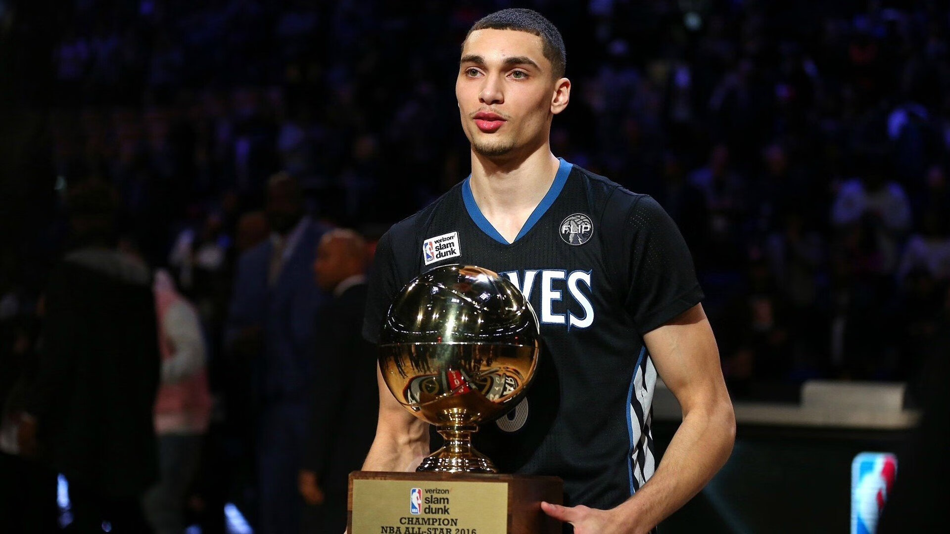 公牛压制猛龙,欧文成为关键先生,一场决定性的胜利